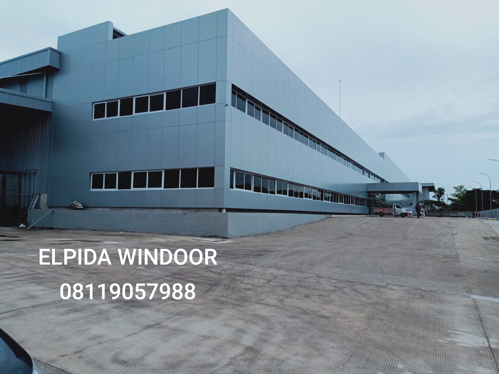 Pekerjaan Kantor dan Pabrik